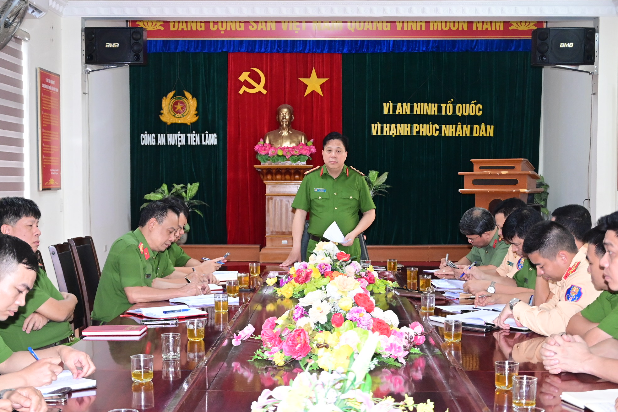 Tiếp tục nâng cao hiệu quả công tác bảo đảm trật tự, an toàn giao thông trong tình hình mới